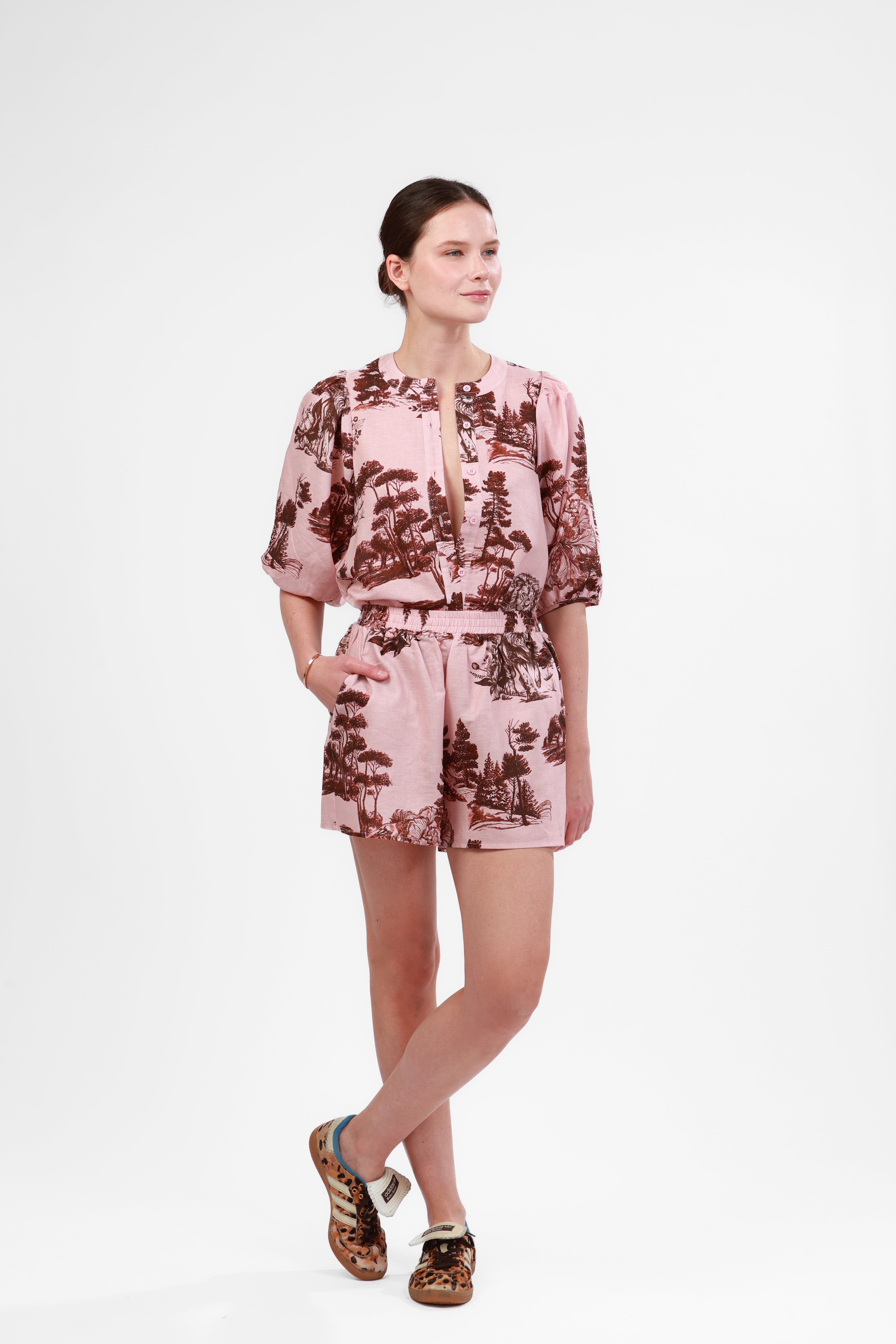 Short Landscape Rose