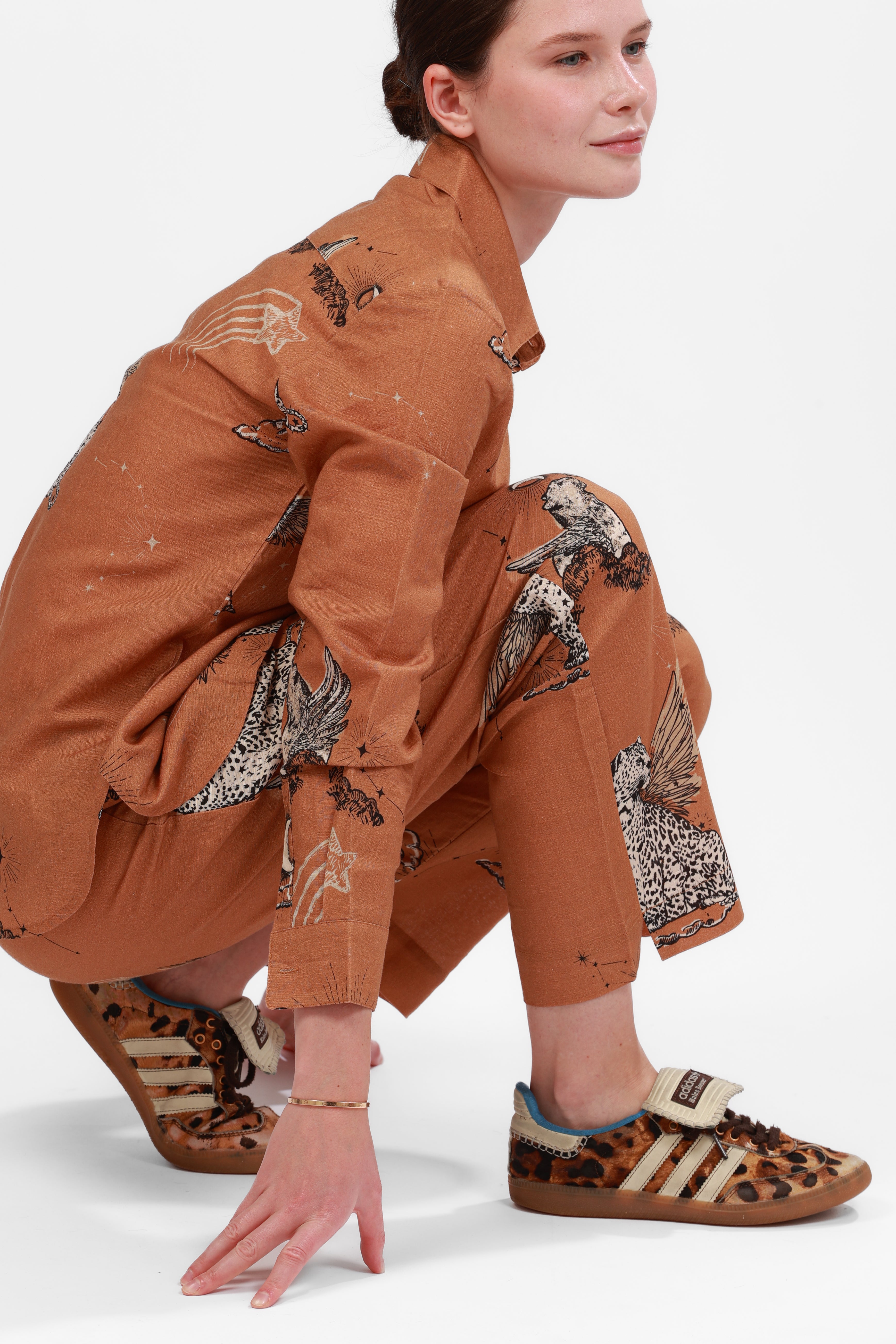 Pant Astrology Almond