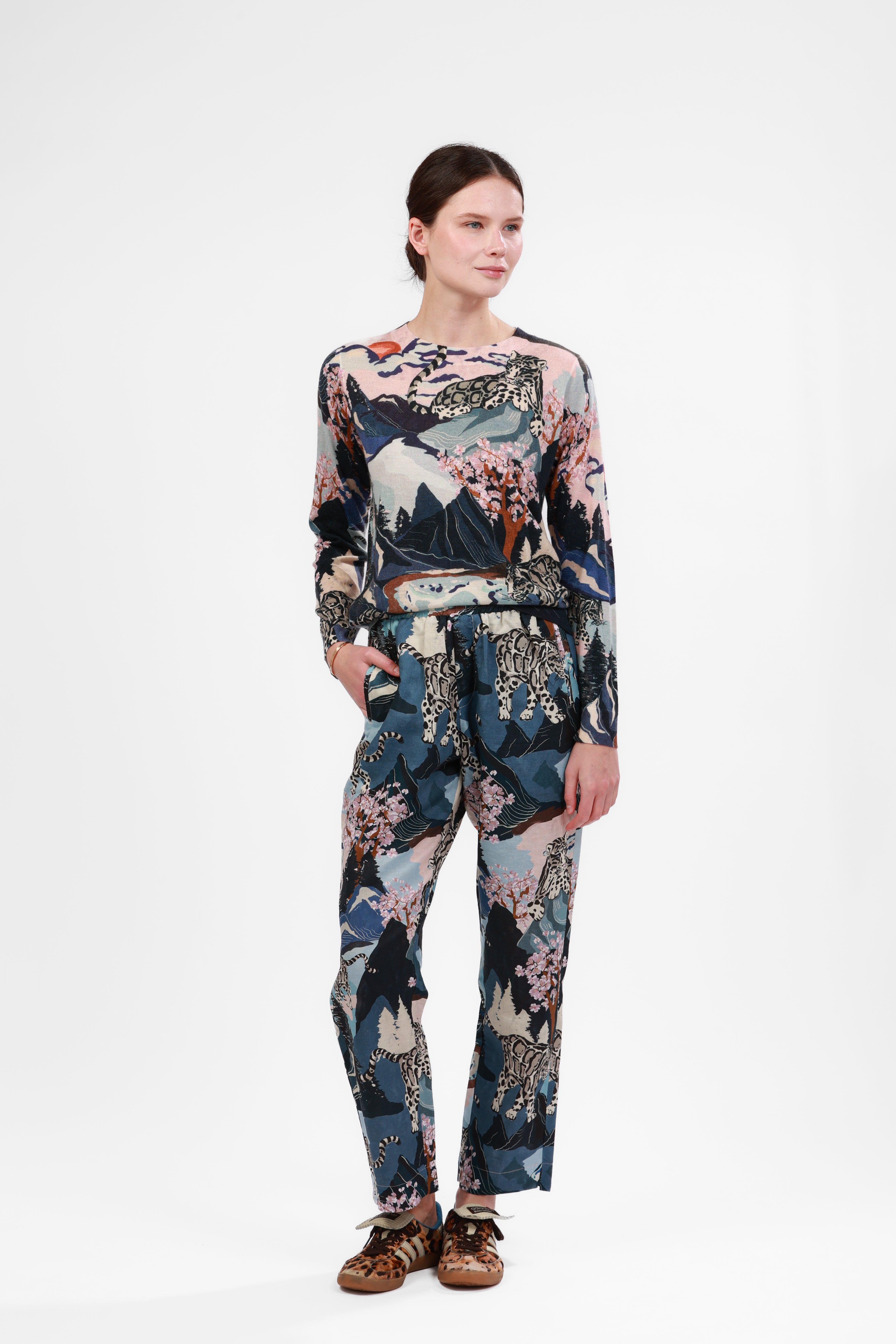 Sweater Cashmere Snow Leopard Blue