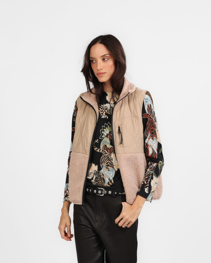 Vest Lotus Tiger Beige