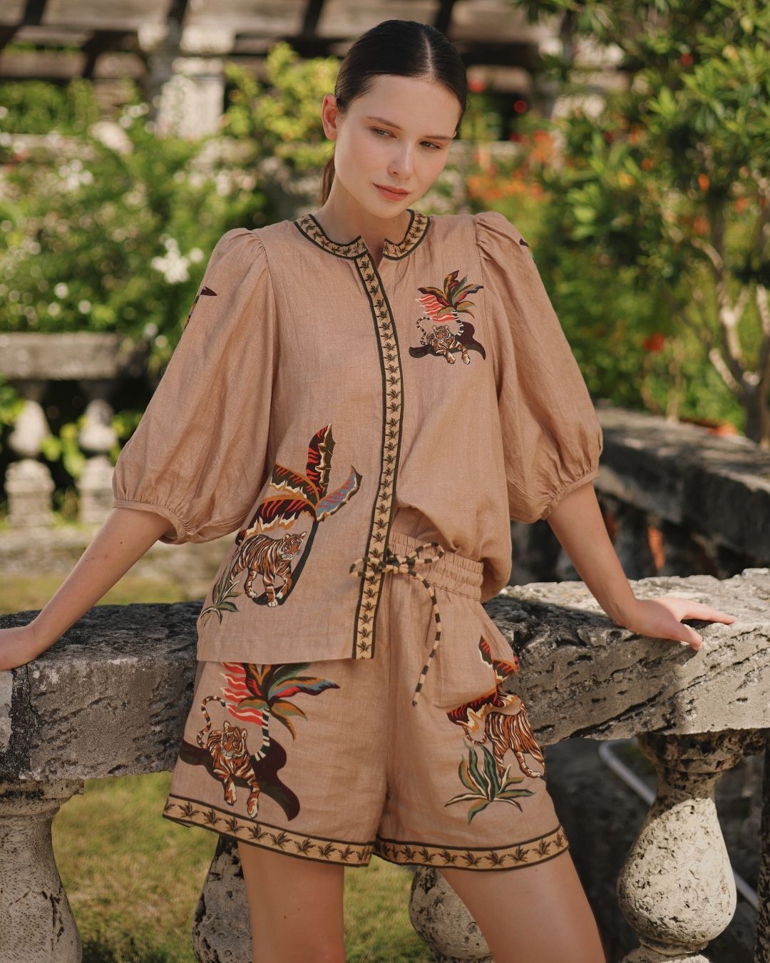 Short Bali Tiger Rose