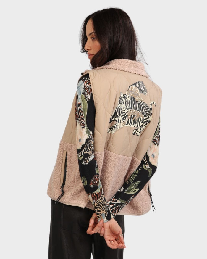 Vest Lotus Tiger Beige