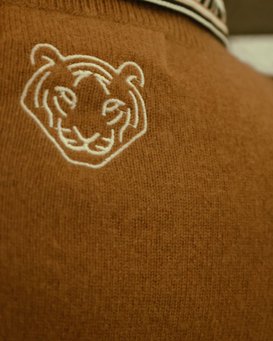 Sweater Cashmere Logo Brown