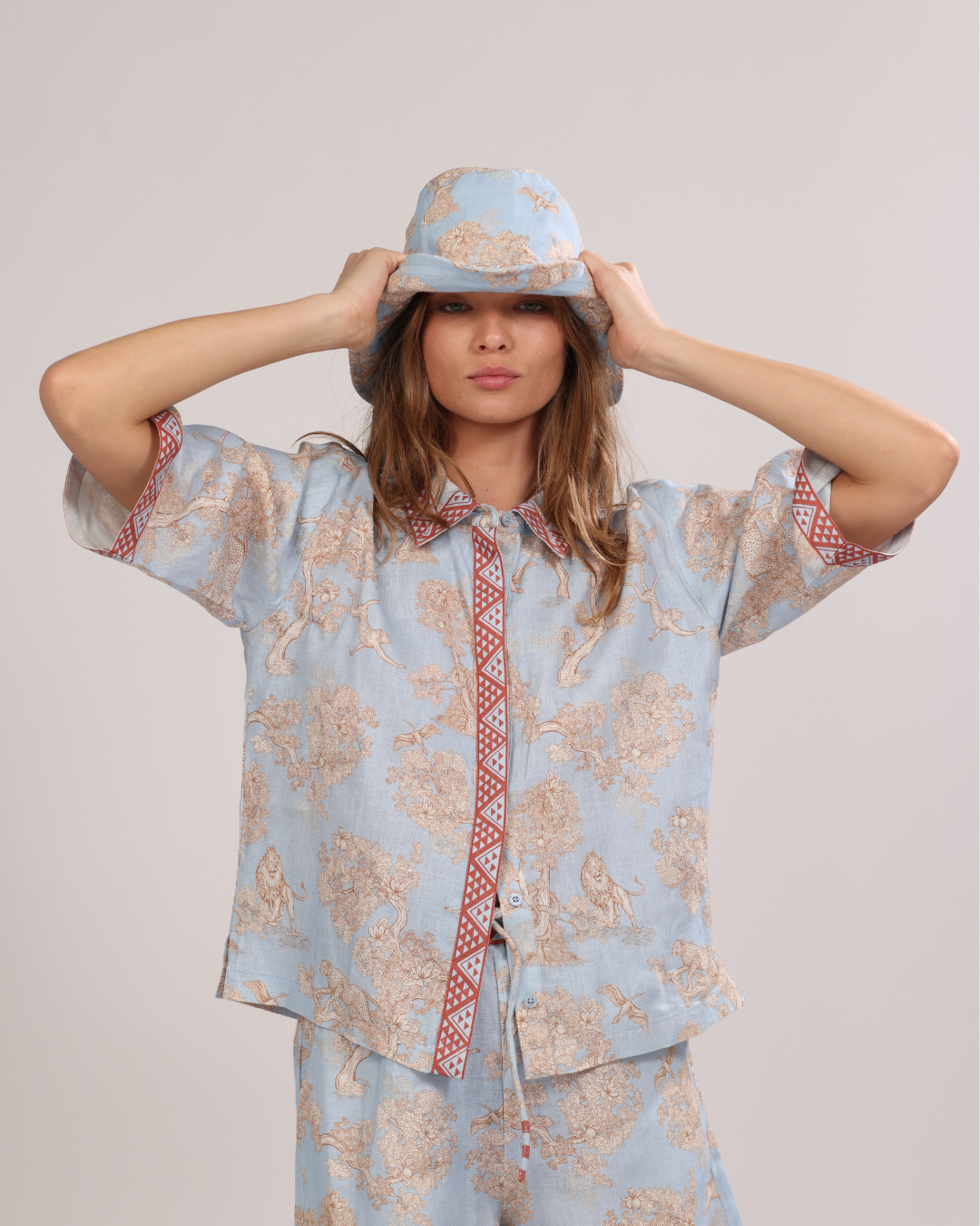 Short Sleeve Shirt Africa Light Blue