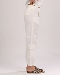 Pant White