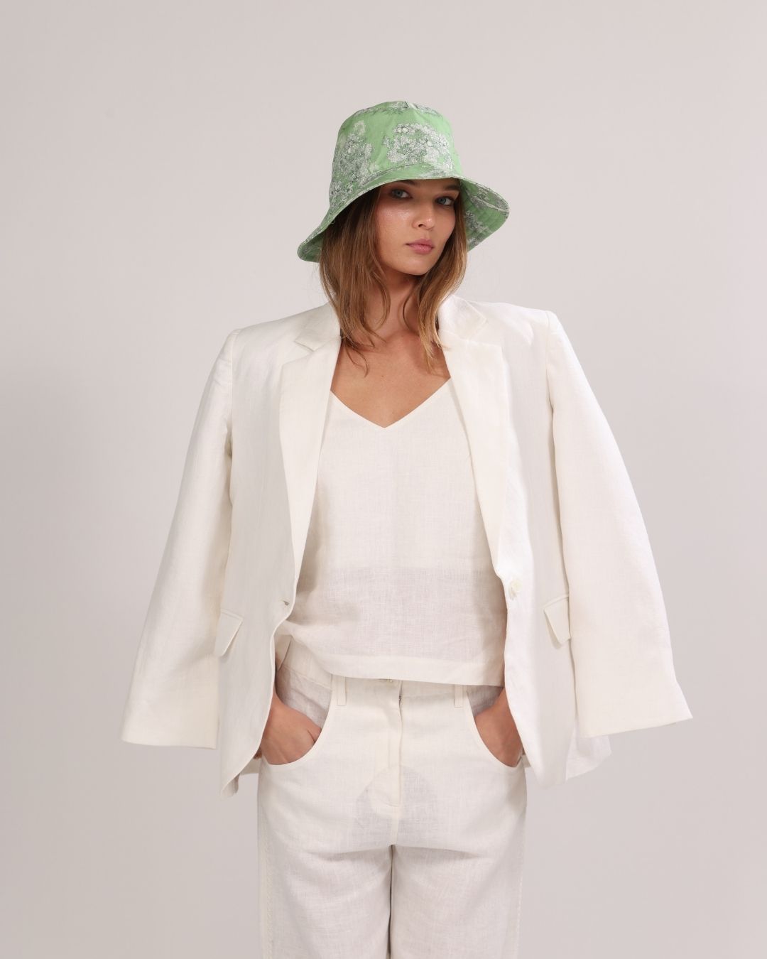 Blazer White
