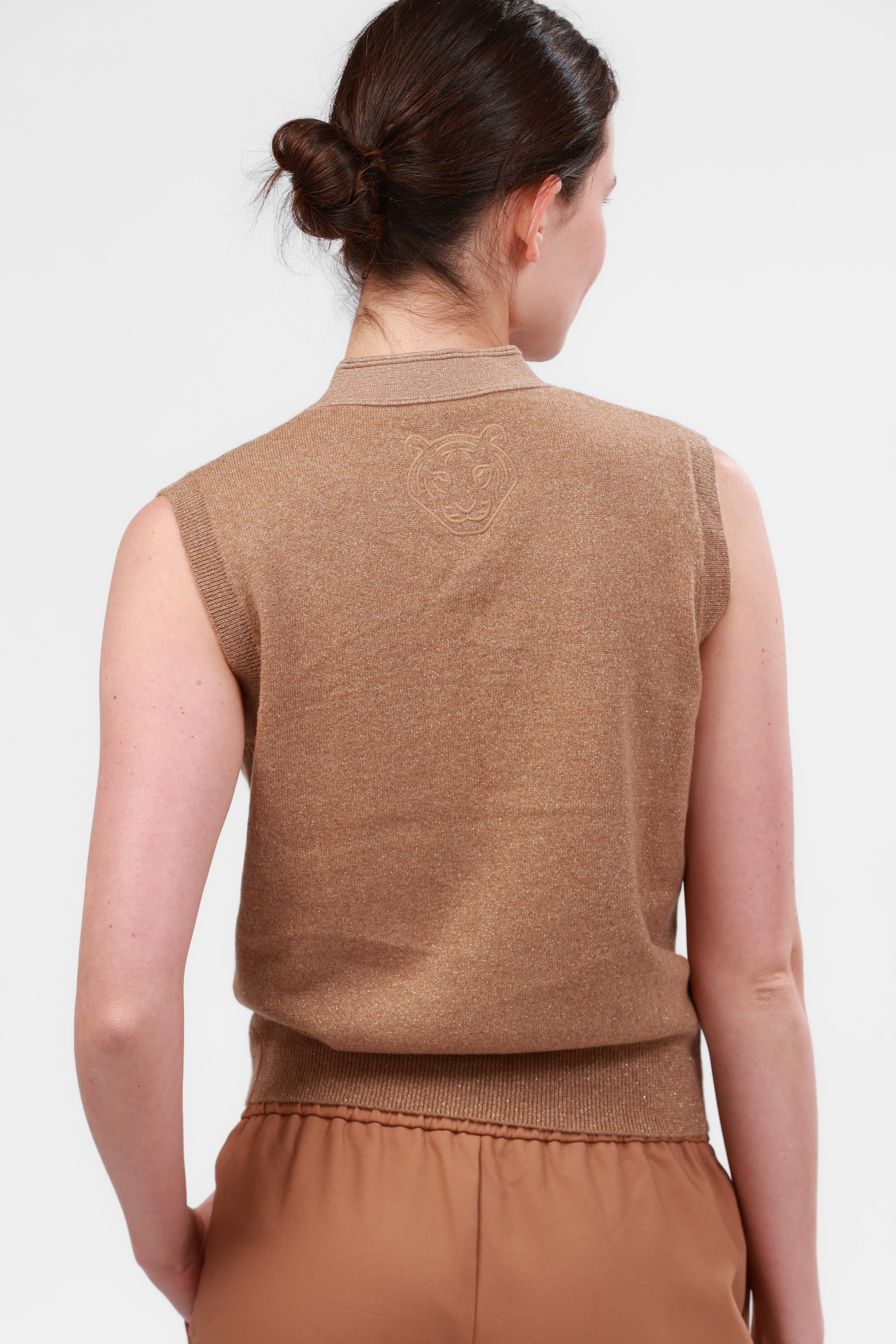 Vest Astrology Almond