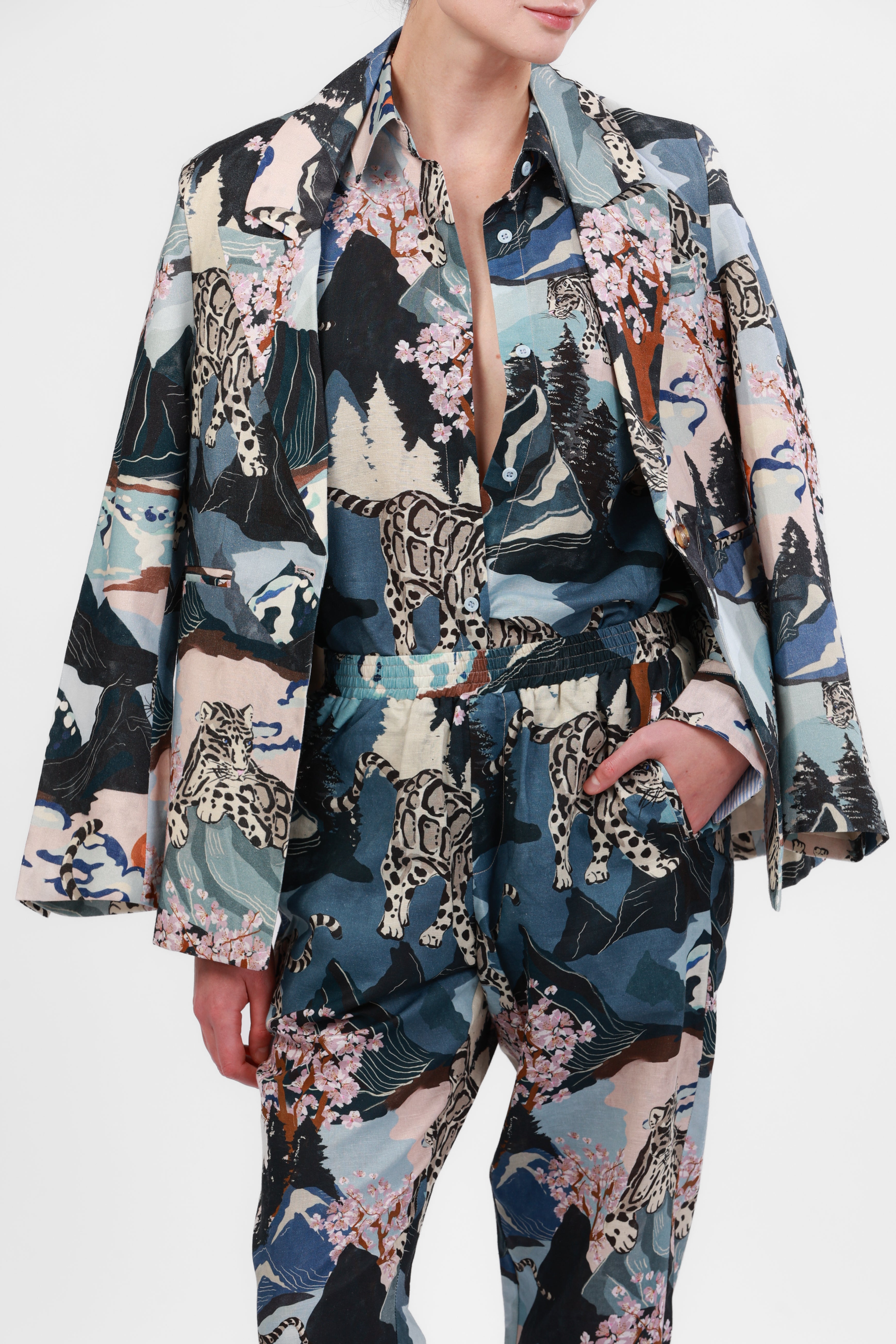 Blazer Snow Leopard Blue
