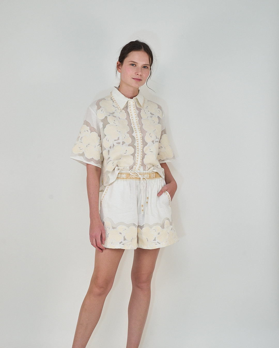 Short Shirt Wild Flower White