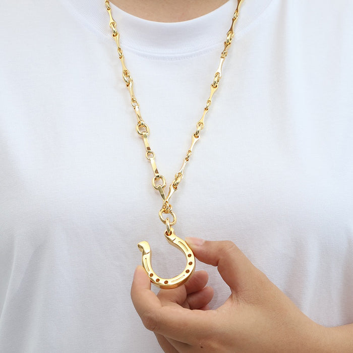 Horseshoe Necklace