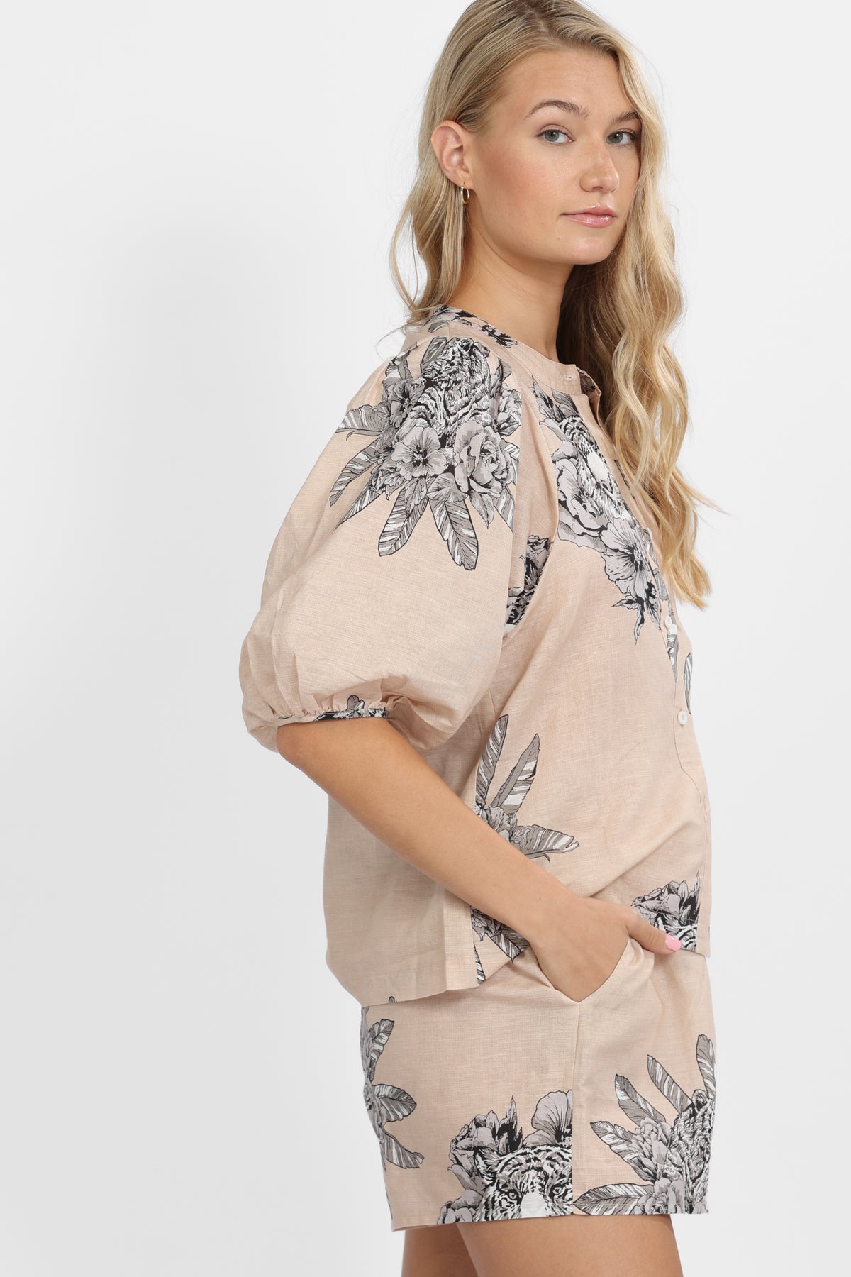 Balloon Shirt Tiger Bloom Beige